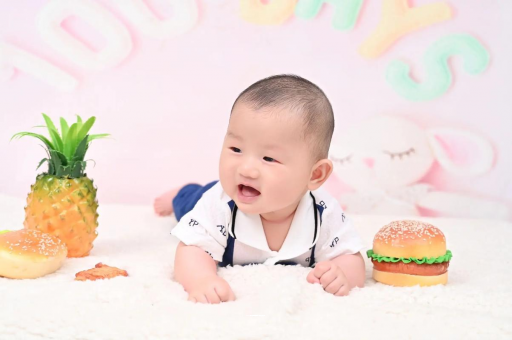 大竹宝宝在妈妈肚子里