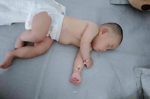 大竹怀孕多久肚子会胀气